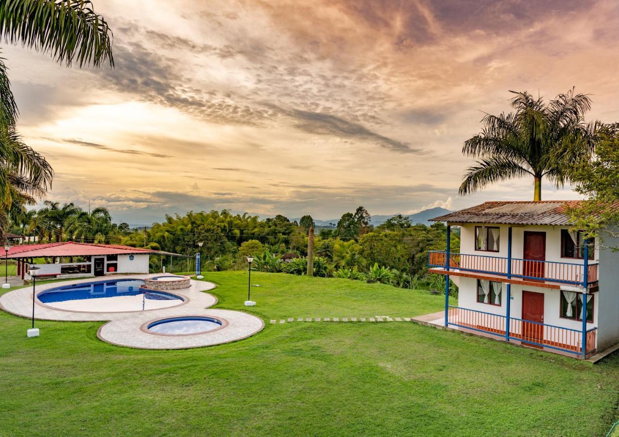 Rancho Chihuahua Hotel Filandia Exterior photo